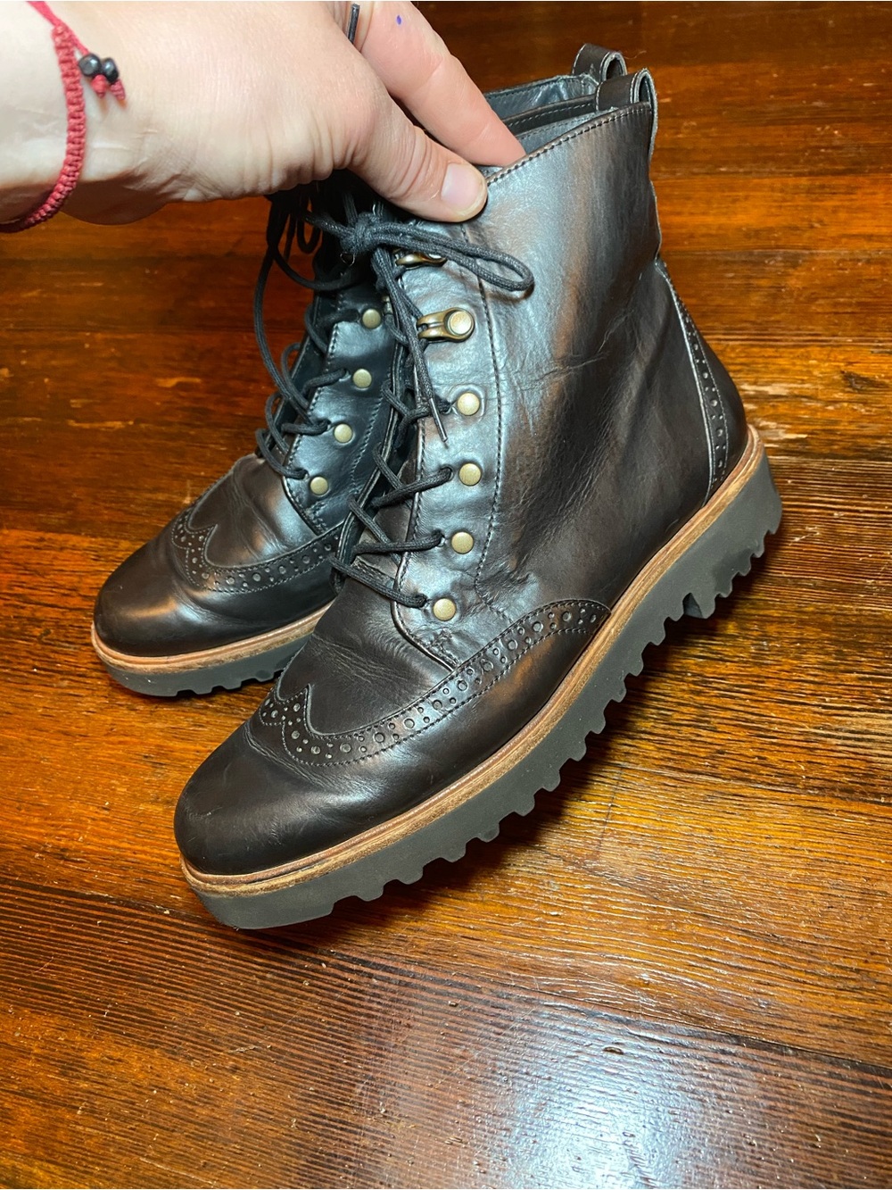 EUC Paul Green Leather Chukka Wingtip Brogue Boots Lace Up Combat Boot Lug Sole